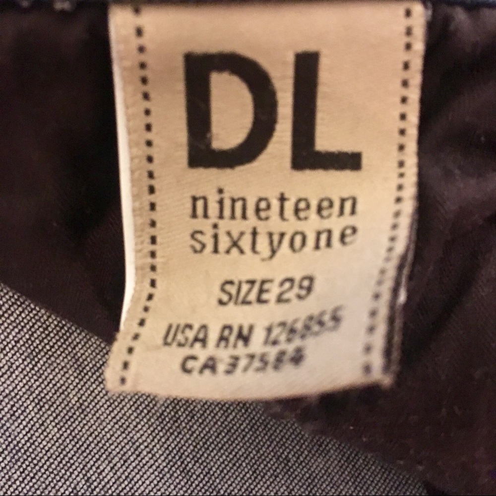 DL 1961 Angel Stretch Jeans - LIKE NEW! - Picture 5 of 5